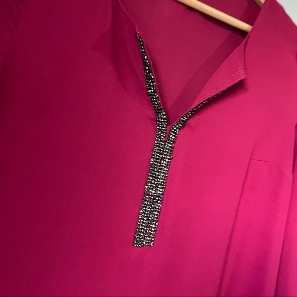 𝅺Juicy Coutour Bing Blouse V neck size small - Picture 2 of 8